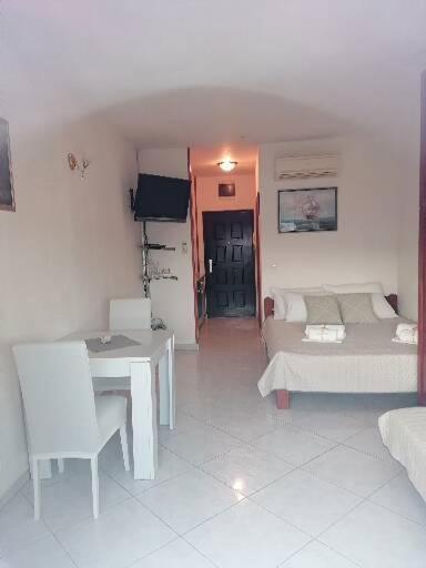 Kaštela Apt Studio Nina Balerina מראה חיצוני תמונה